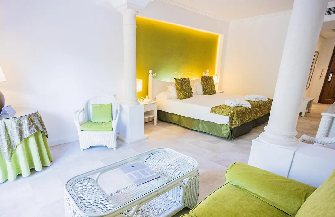 Lago Garden Hotel & Spa-1